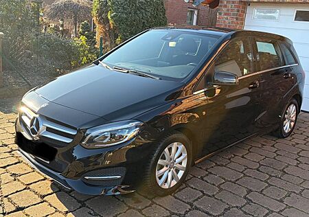 Mercedes-Benz B 180 d - Sports Tourer / 8fach bereift