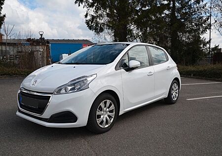 Peugeot 208 PureTech 82 Active Active