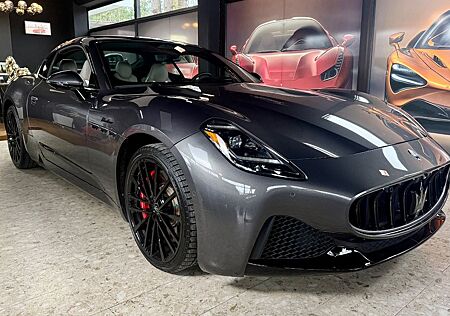 Maserati GranTurismo 361 kW 3.0 V6 AWD Modena