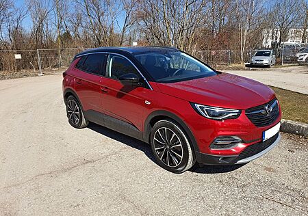 Opel Grandland X 1.6 Hybrid4 Ultimate Vollausstattg.