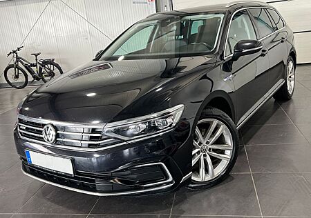 VW Passat Variant Volkswagen GTE Automatik **Navi*AHK*LED**