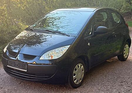 Mitsubishi Colt 1.3 30 Jahre 30 Jahre