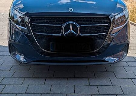 Mercedes-Benz V 220 d STYLE lang STYLE