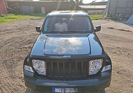 Jeep Cherokee 2.8 CRD