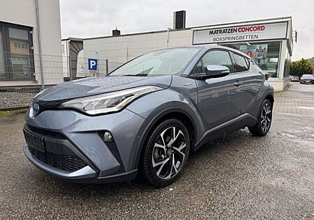 Toyota C-HR Hybrid Team D