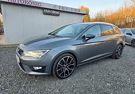 Seat Leon ST FR*Scheckheftgepflegt*Navi*LED*AHK*SHZ*