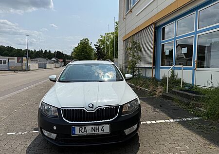 Skoda Octavia Combi Ambition Automatik