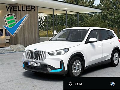 BMW iX1 xDrive30 AHK,DA,PA,KAM,Ad.M Fahrwerk,Ad.LED