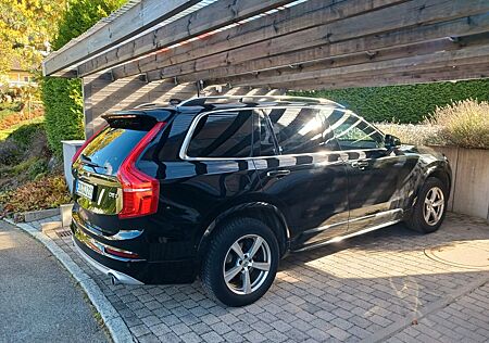 Volvo XC 90 XC90 D5 AWD Momentum Voll/SERVICE NEU