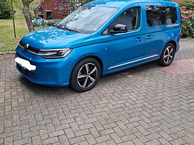 Volkswagen Caddy 2.0 TDI 90kW DSG Style Rollstuhl selbstfah