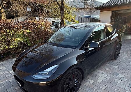 Tesla Model Y Performance AWD, AHK, 21, 1.Hand