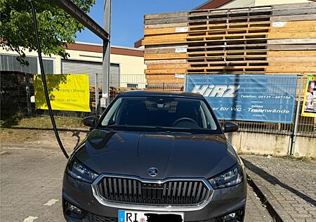 Skoda Fabia 1.0l TSI 81kW DSG STYLE STYLE