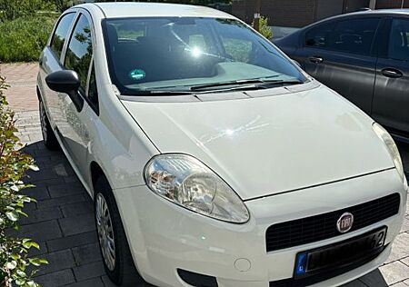 Fiat Punto (weiß)