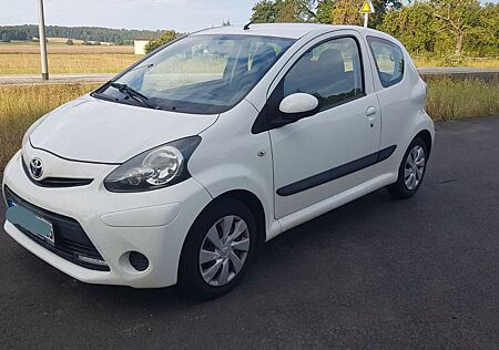 Toyota Aygo (X) Aygo (X) 1,0-l-VVT-i Cool & GO Cool & GO