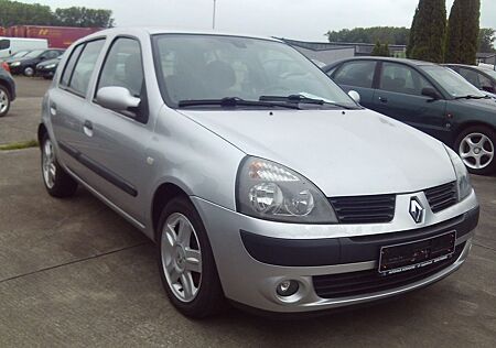 Renault Clio Confort Dynamique 1.6 16V
