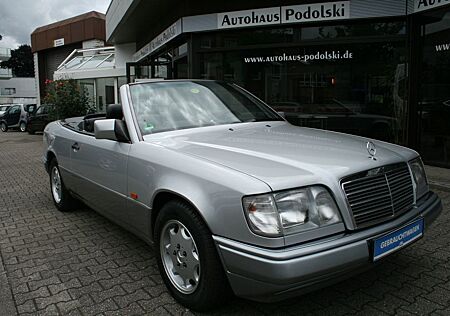 Mercedes-Benz E 200 Cabriolet | Leder| Klima| Garantie|Tüv Neu