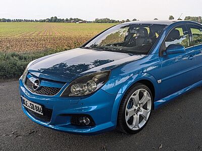 Opel Vectra 2.8 V6 Turbo 206kW OPC