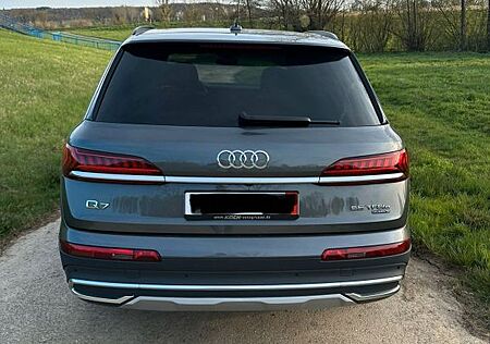 Audi Q7 55 TFSI e quattro tiptronic -