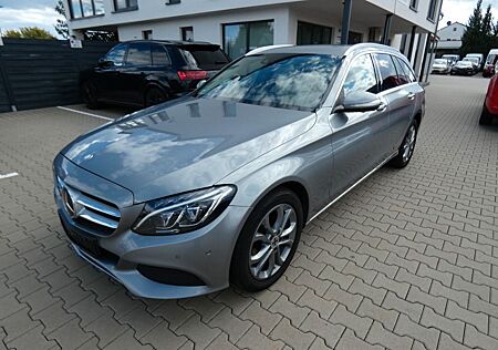 Mercedes-Benz C 180 T-Modell Navi Alu Kamera Leder Grau Met.