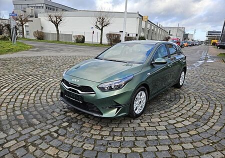 Kia Cee'd CEED+1.0T+VISION+KOMFORT+NAVI Bluetooth Klima