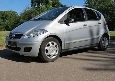 Mercedes-Benz A 170 vom Fachmann. 5 Türer mit Klima+AHK.HU neu