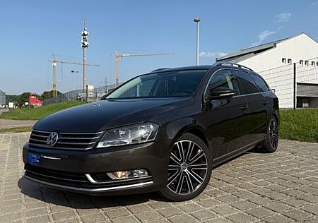 VW Passat Variant Volkswagen 2.0 TDI DSG 130kW Exclusive B...