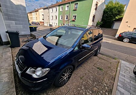 VW Touran Volkswagen 2.0 TDI 125 kW DSG DPF Highline Highline