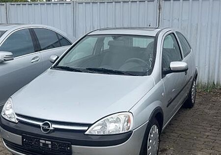 Opel Corsa 1.2 -