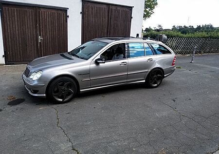 Mercedes-Benz C 32 AMG T AMG