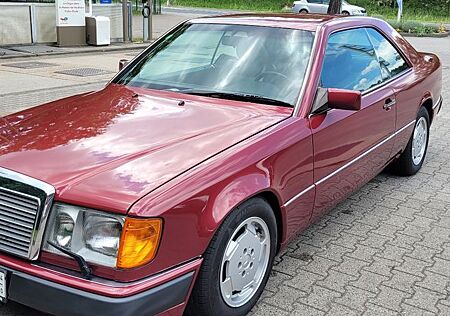 Mercedes-Benz CE 300