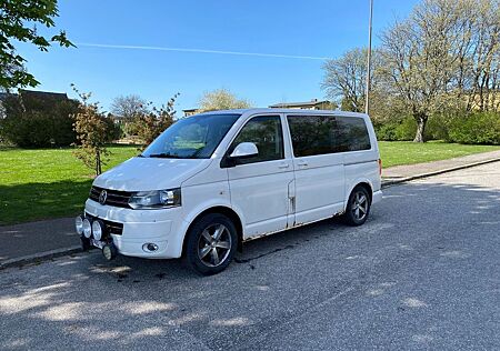 VW T5 Multivan Volkswagen 4Motion 2011 HIGHLINE