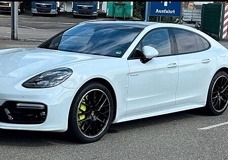 Porsche Panamera Turbo S E-Hybrid *Approved Garantie*