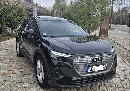 Audi Q4 e-tron 35, PANO, Garantie, Sportsitze