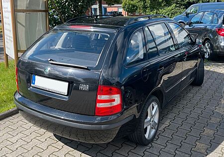 Skoda Fabia Combi 1.4 16V 59 kW Ambiente Ambiente