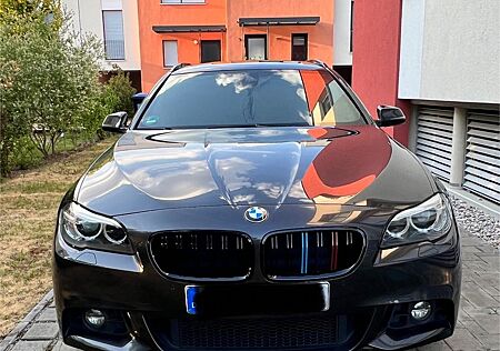 BMW 520d xDrive Touring A -