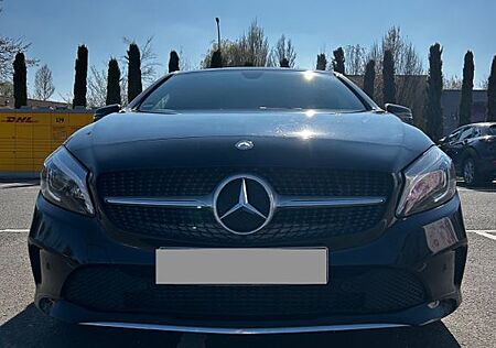 Mercedes-Benz A 200 SCORE!