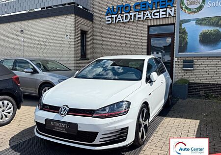 VW Golf Volkswagen VII GTI BMT DSG 1.Hand/Kamera/Alcantara