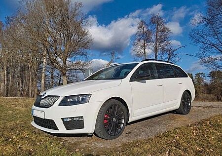 Skoda Octavia 2.0 TDI DSG 4x4 RS Combi RS