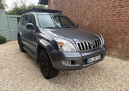 Toyota Land Cruiser 3.0 D-4D Automatik -