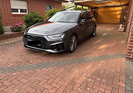 Audi A4 Avant 40 TFSI S tronic quattro