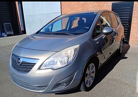 Opel Meriva B Edition/ 1.Hand / PDC /Tüv ServicNeu!!
