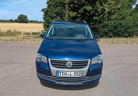VW Touran Volkswagen