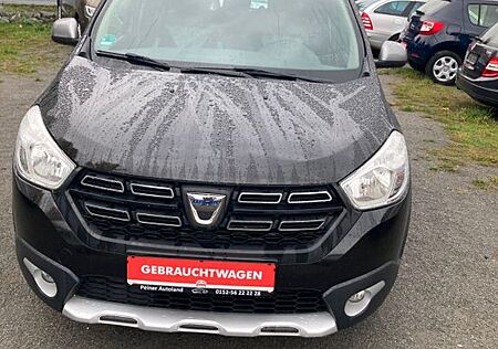 Dacia Lodgy 1.6 SCe 100 Stepway