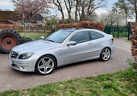 Mercedes-Benz CLC 220 48.000 km nachweislich gelaufen ! 220 D