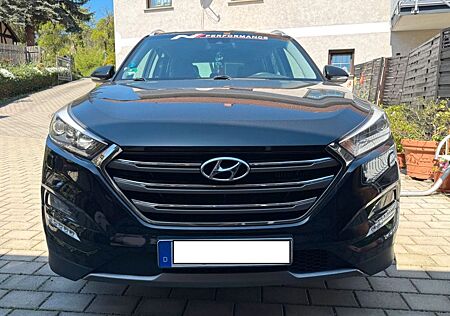 Hyundai Tucson 2.0 CRDi 135kW Premium 4WD Automatik ...