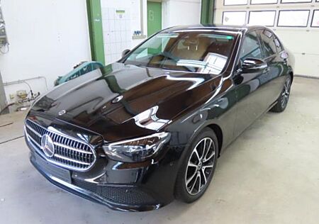 Mercedes-Benz E 220 d Aut/Facelift/Avantgarde/WIDESCRE/28500n