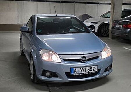 Opel Tigra 1.8 -