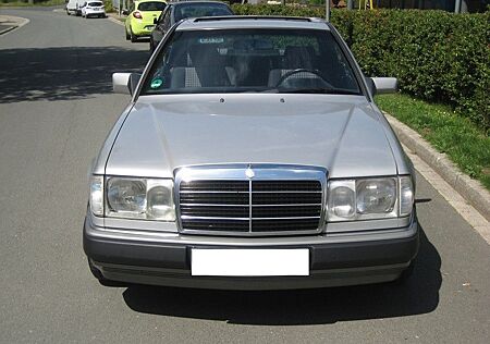 Mercedes-Benz CE 300 300 CE-24 (C124)