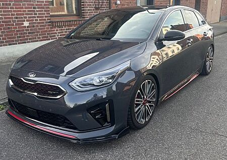 Kia Pro_ceed Proceed GT mit drei Jahren Herstellergarantie