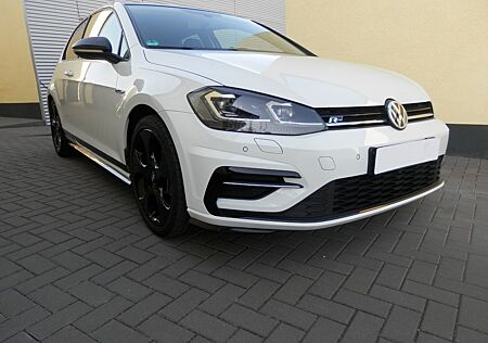 VW Golf Volkswagen Limousine R-Line LED NAVI 18" AHK
